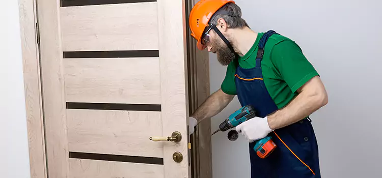 Replace Internal Door Handle with Lock Selden