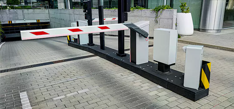 Custom Gate Design & Integration Selden